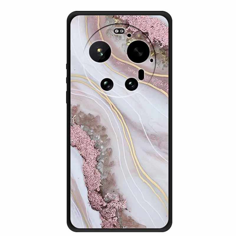 Luxury Soft Silicone Protective Cover with Sci-Fi Style