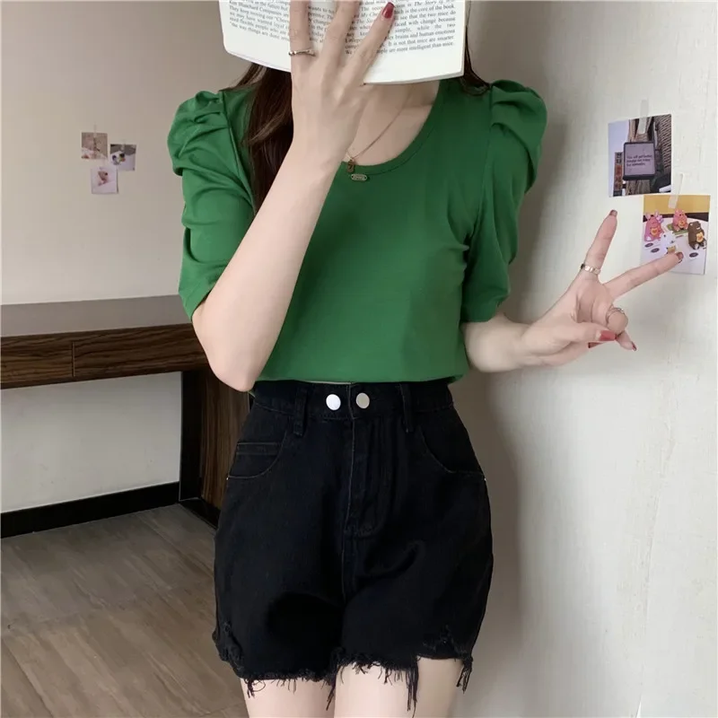 Top mit gerafften Ärmeln und Puffärmeln