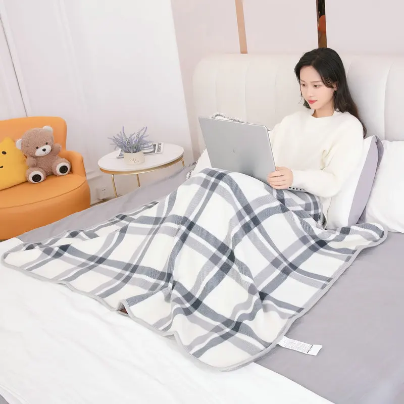 New Multifunctional Office Nap Blanket Home Shawl Blanket Buckle Lazy Air Conditioning Knee
