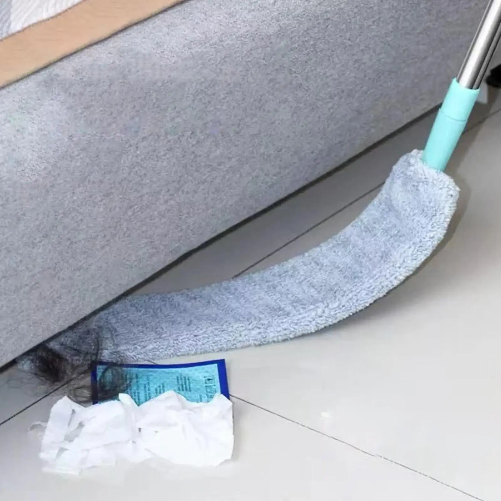 Retractable Gap Dust Cleaner Under Appliance Microfiber Duster Dust Brush with Extension Pole Cleaning Duster for Bed
