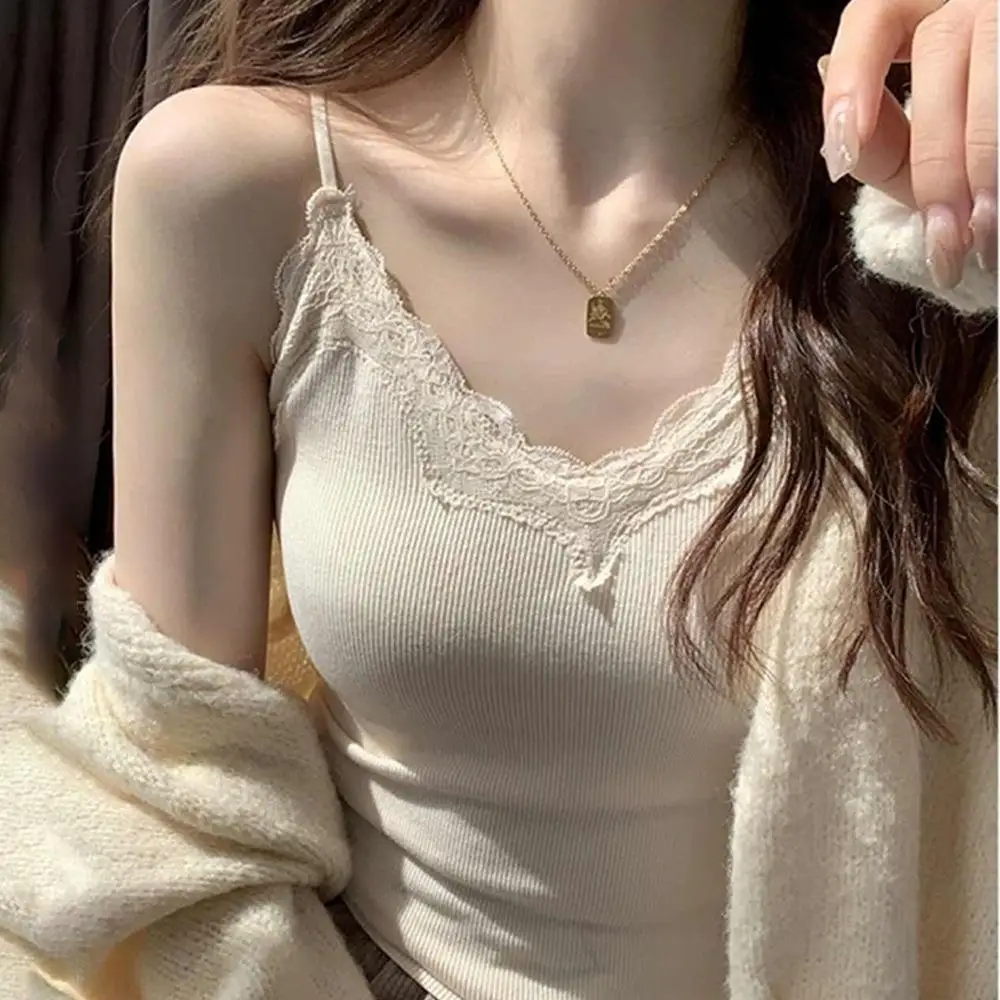 เสื้อกล้ามลูกไม้เซ็กซี่ ทรงเข้ารูป สีดำ ใส่สบาย