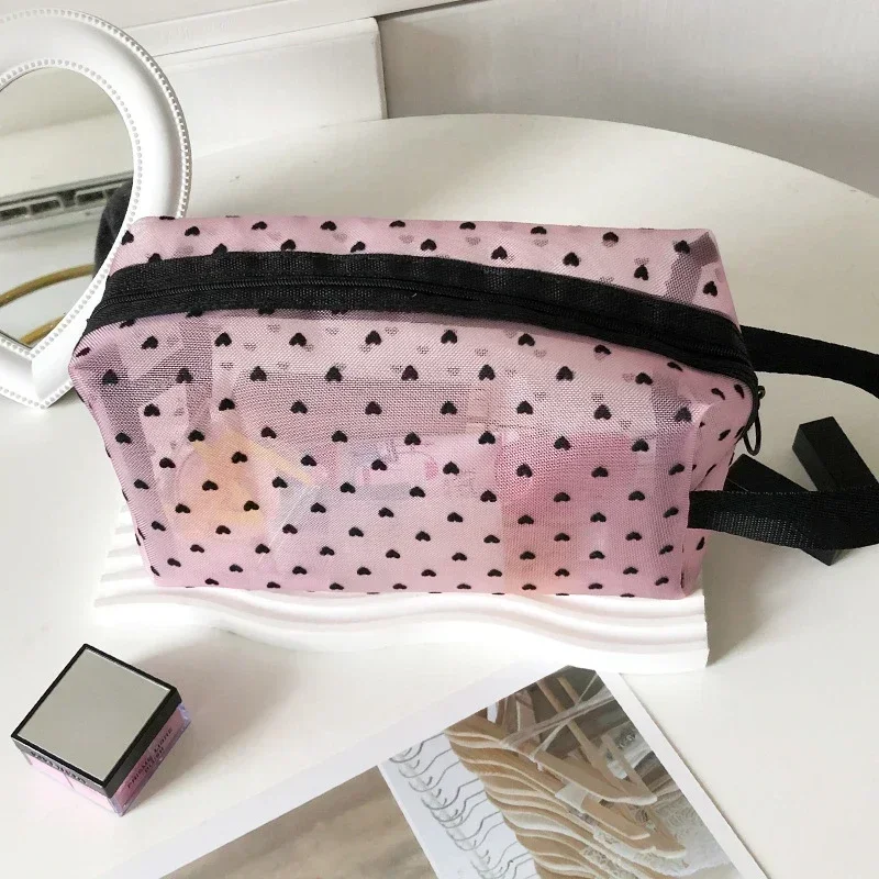 Heart-Shaped Nylon Mesh Cosmetic Bag – Multifunctional Zipper Pouch