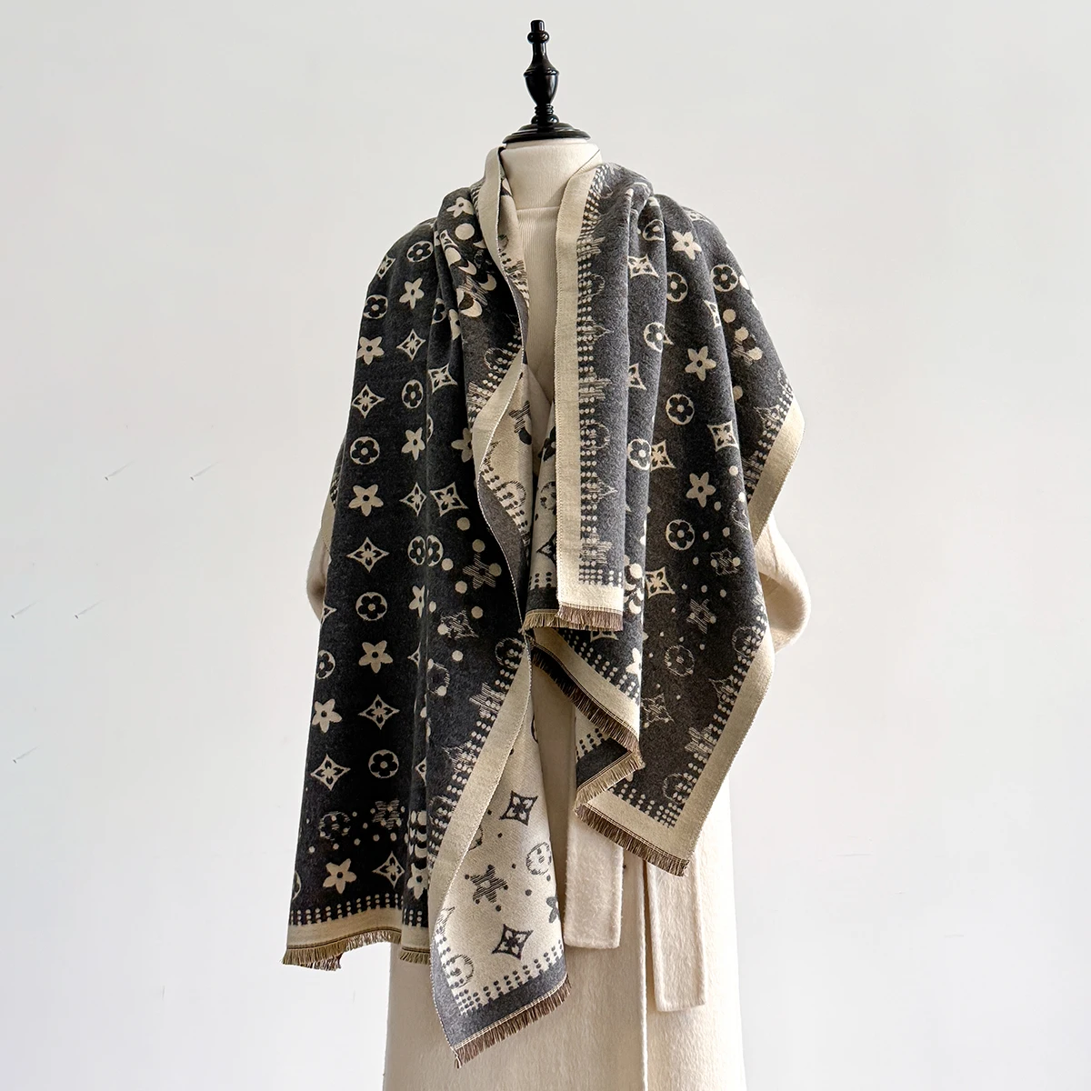 Luxury Brand Cashmere Scarf Women Winter Shawl and Wraps 2025 Design Caps Thick Blanket Bufanda Stoles Echarpe Femme Pashmina