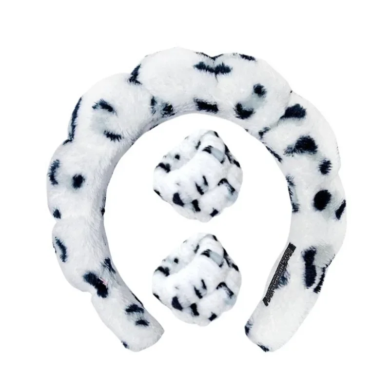 White dots 3-Piece
