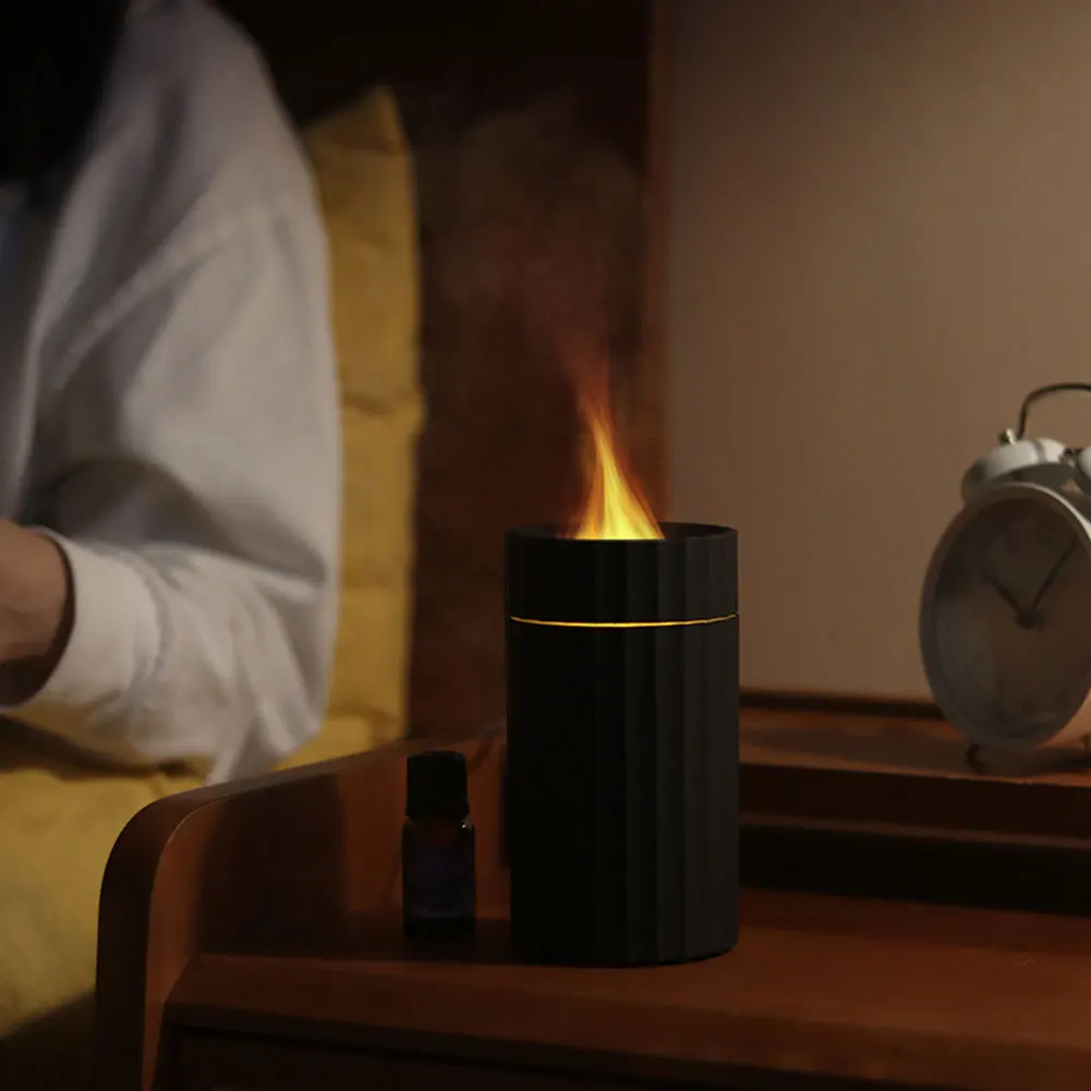 Colorful Flame Car Diffuser Humidifier Aromatherapy Diffuser 7 Flame Colors USB Mini Portable 100mL Auto-Off Protection