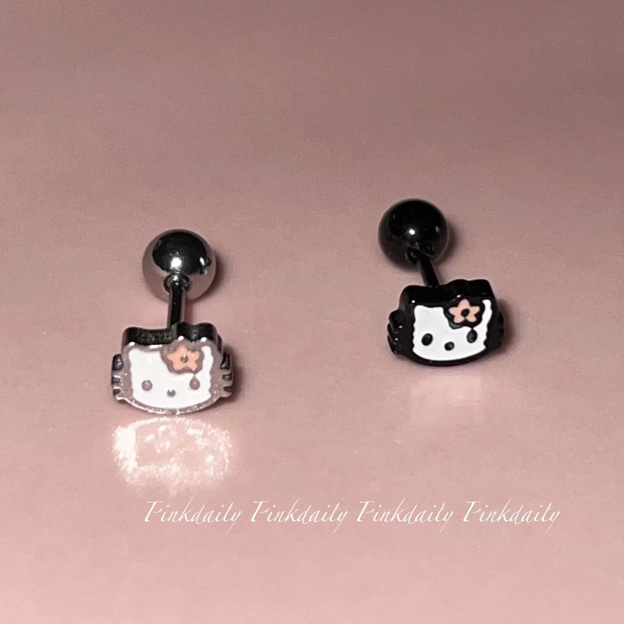 

1 Piece of Sanrio Titanium Steel Earrings Anime Cartoon HelloKitty Cute Earrings with Cartilage Perforated Earrings Gift