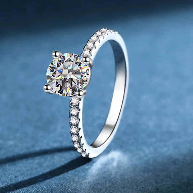 Women's Romantic Ring 1 Carat Moissanite Set in PT950 Platinum Four-Prong Adjustable Band Light Luxury Jewelry Choice 3