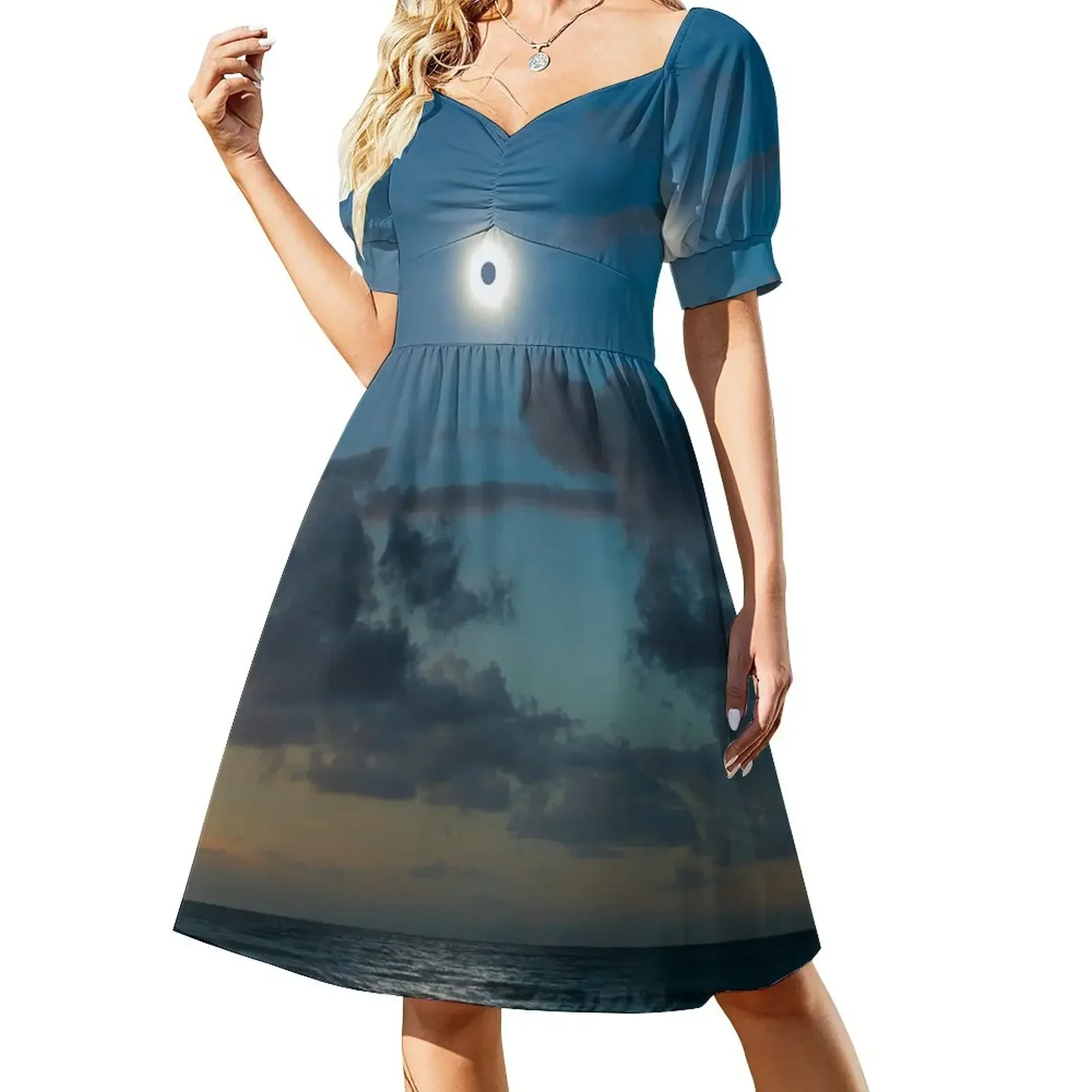 thumbnail image 1 of Vestido de fiesta de lujo Total Solar de manga corta para mujer, vestido de vendaje, 1 of 8