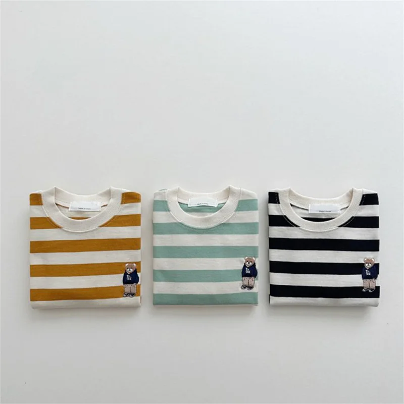 

2024 Весенняя Детская толстовка с вышивкой в виде медведя, Хлопковая полосатая футболка для мальчиков и девочек, детские повседневные топы с длинным рукавом и милым мультяшным рисунком