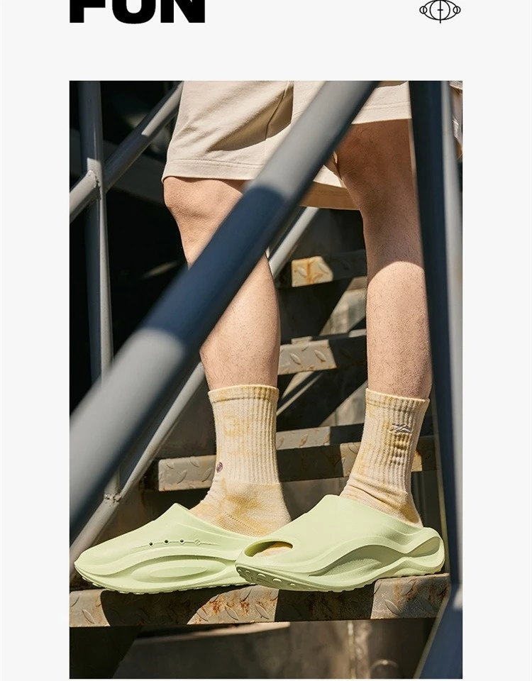 شباشب Xtep Starfall للذكور لصيف 2025 أحذية جديدة خفيفة الوزن غير رسمية قابلة للتنفس ونعل ناعم أحذية زغب مريحة 875219350001