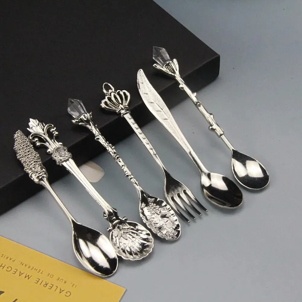 Vintage Carved Coffee Spoon Teaspoon Retro Zinc Alloy Dessert Coffee Tableware Spoons Cutlery 6Pcs/Set tableware set