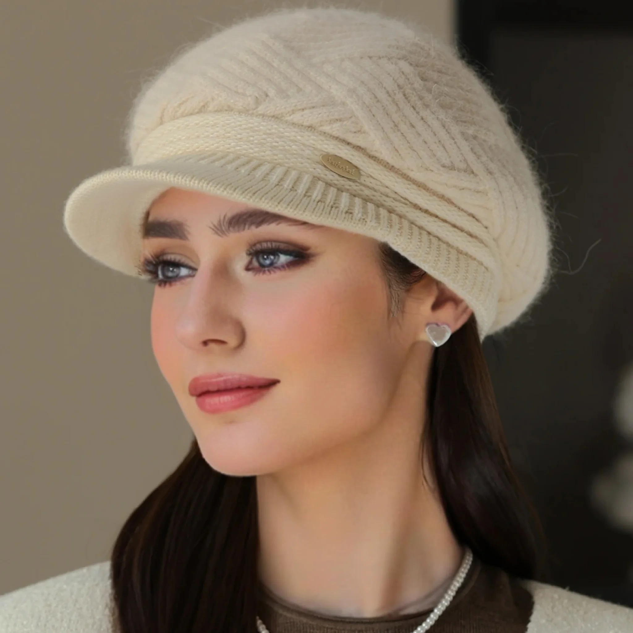 Hot Sale Women Winter Hat Simple Line Design Plush Fur Lined Cap For Women Casual Rabbit Fur Blend Streetwear Knitted Hat