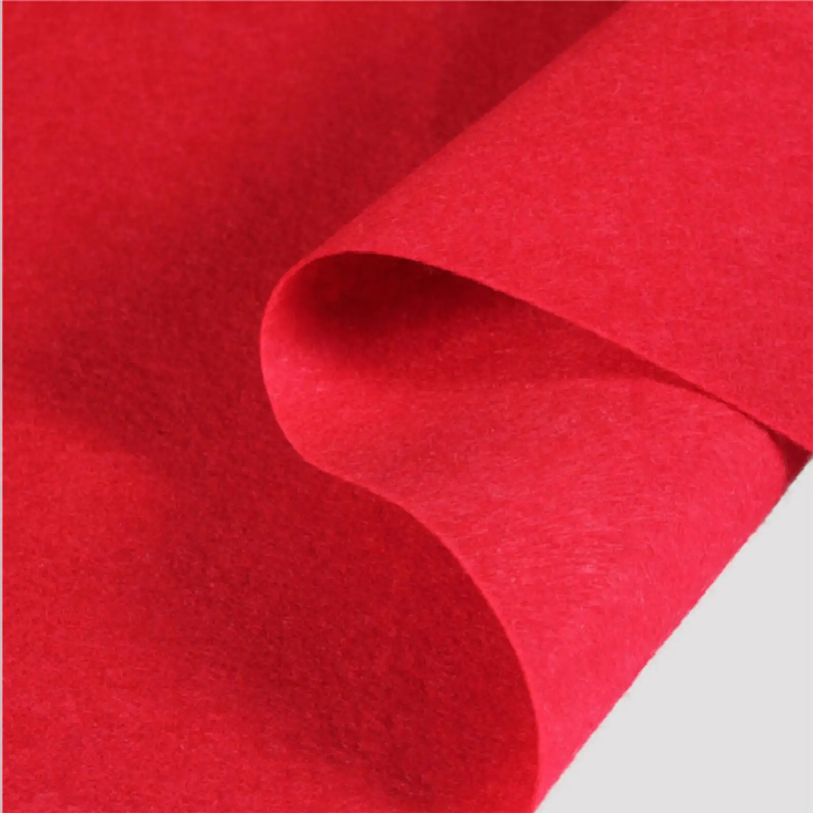 Red Carpet 6M Non Slip Walkway Red Carpet Portable Sturdy Width 1M Wedding Rug for Banquet Engagement Exhibition Holiday Hallway