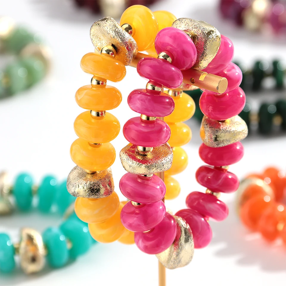 Bracciali Elastici Larghi In Resina Acrilica Per Donna, Set Di Gioielli Geometrici Irregolari, Colori Estivi, Diametro 6,3 Cm, Regalo Con Sacchetto Di Velluto