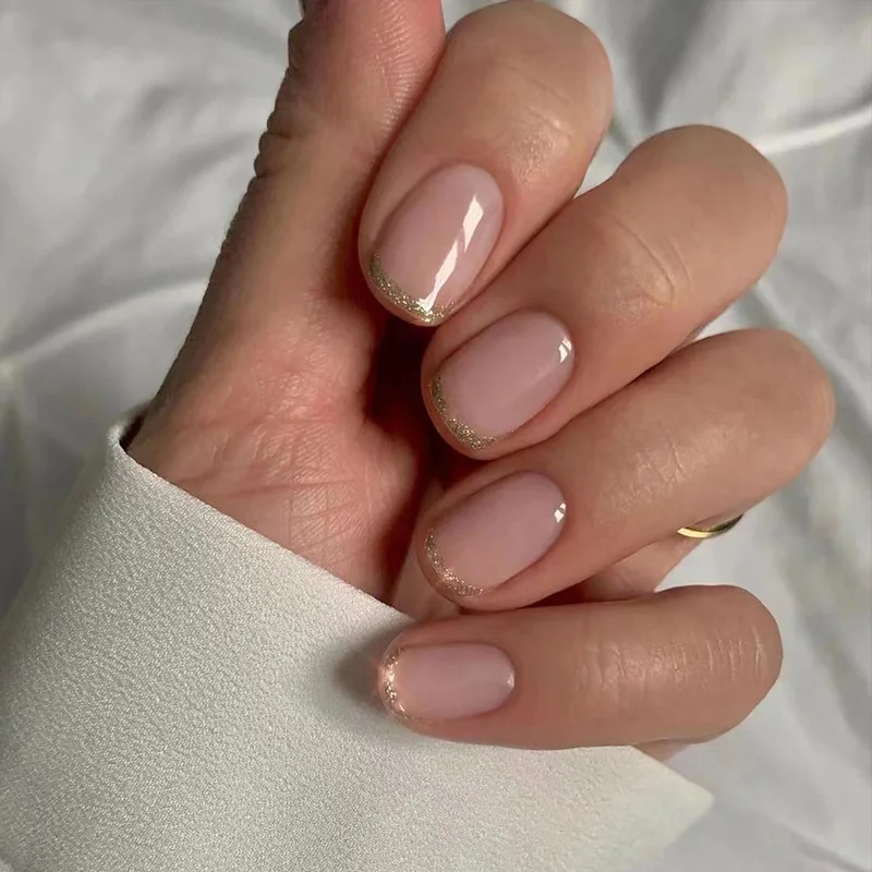 

Simple Gold Glitter Powder Wearable Nail Art Cute Mini Short Fake Nails Detachable Finished False Art Nails Press on Nails Woman