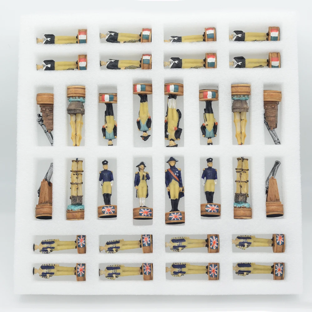 Chess Games Luxury Knigh Unusual Character Theme Hand-painted Multiple Themes Can Choose The Packaging Box As The Chessboard