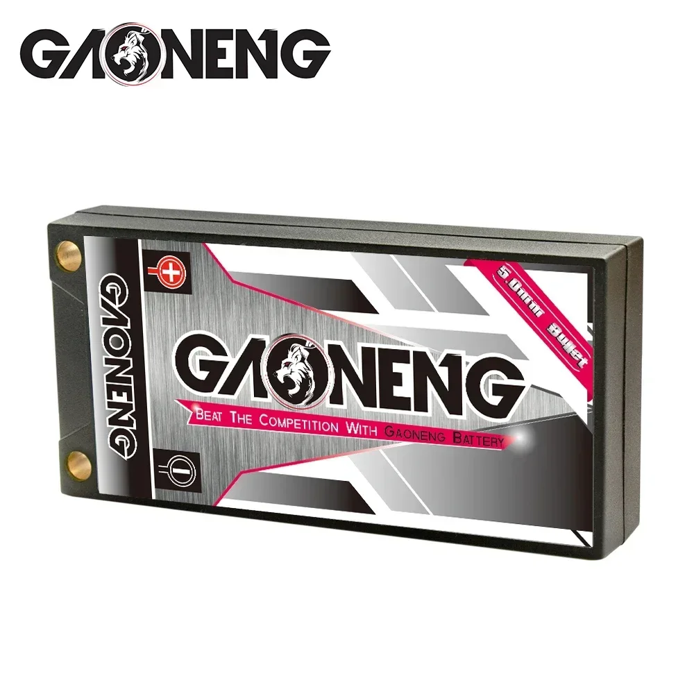 Batterie LiPo 2S HV 4600mAh 140C tenue en main, montrant sa taille compacte adaptée au drone RC