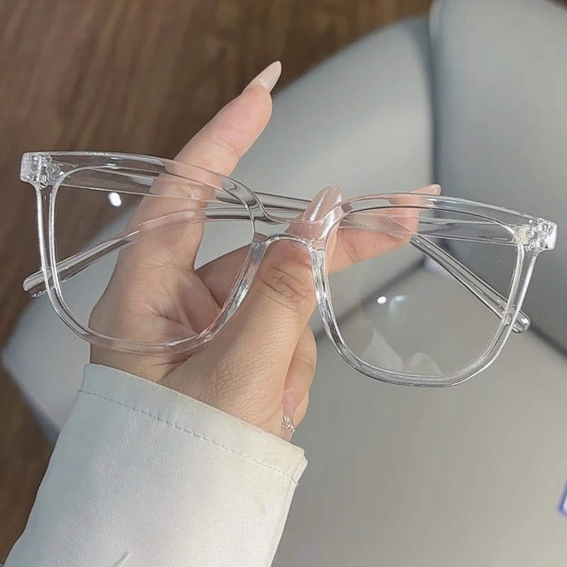 Women's Retro Flat Frame Anti-Blue Light Glasses