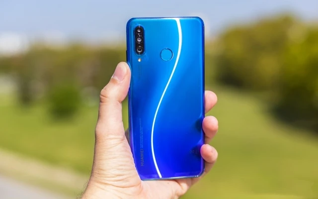 HUAWEI P30 lite 64GB Peacock Blue SIMフリー Amazon | HUAWEI P30 Lite ピーコックブルー 【日本正規代理店品