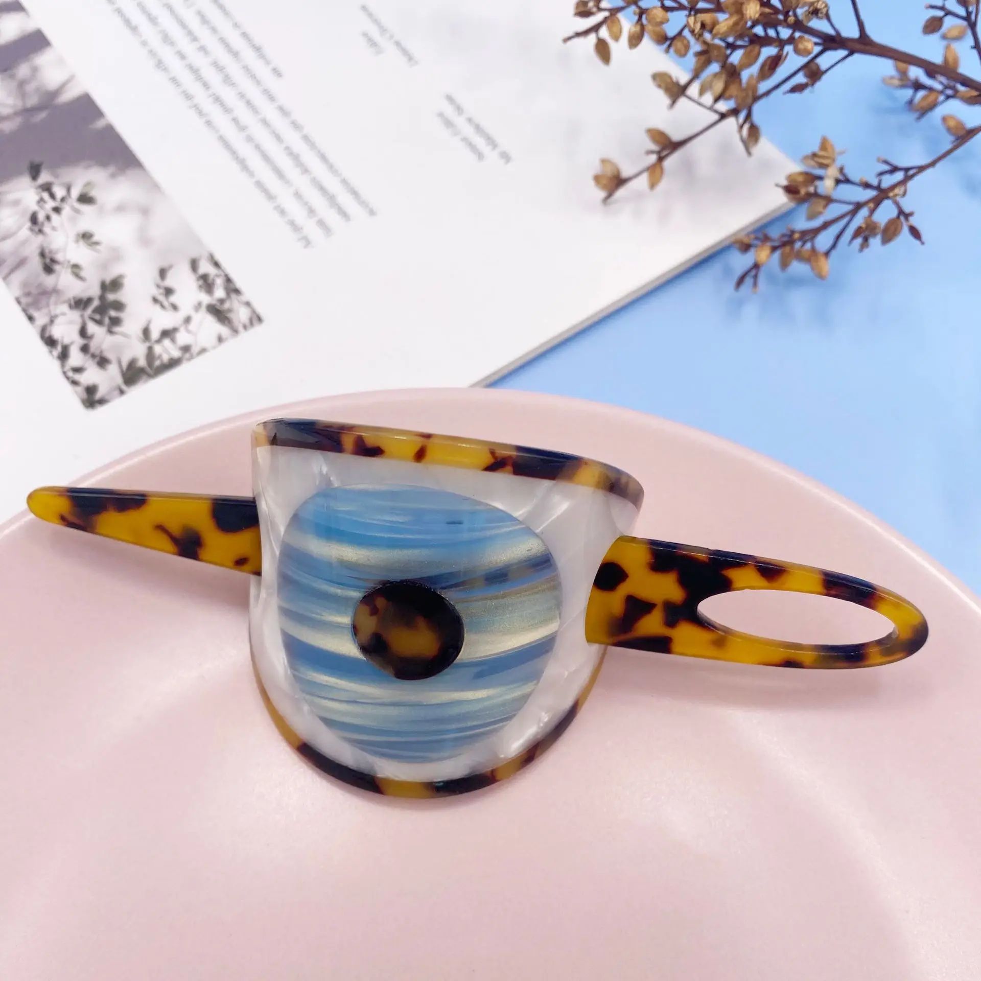 Minar Kawail Contrast Color Evil Eye Hair Claws Geometric Resin Acetate Blue Eyes Hair Clips Korean Shark Clips Hair Accessories bridal hair clip