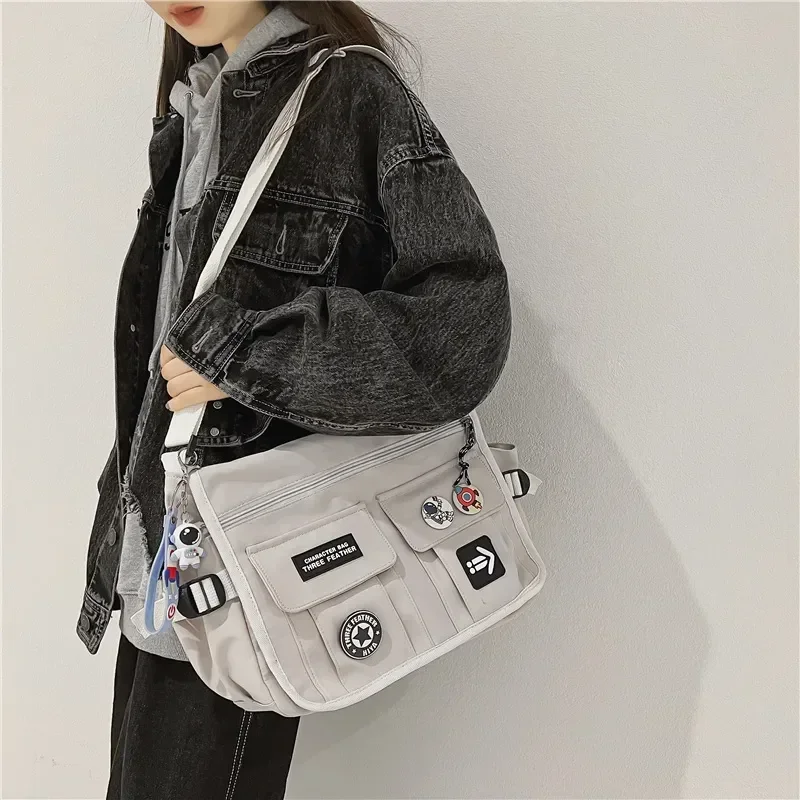 

Harajuku Men Nylon Crossbody Bags for Women Messenger Bag Girls School Book Bags Youth Canvas Handbags Shoulder Bag Sac Bolsas