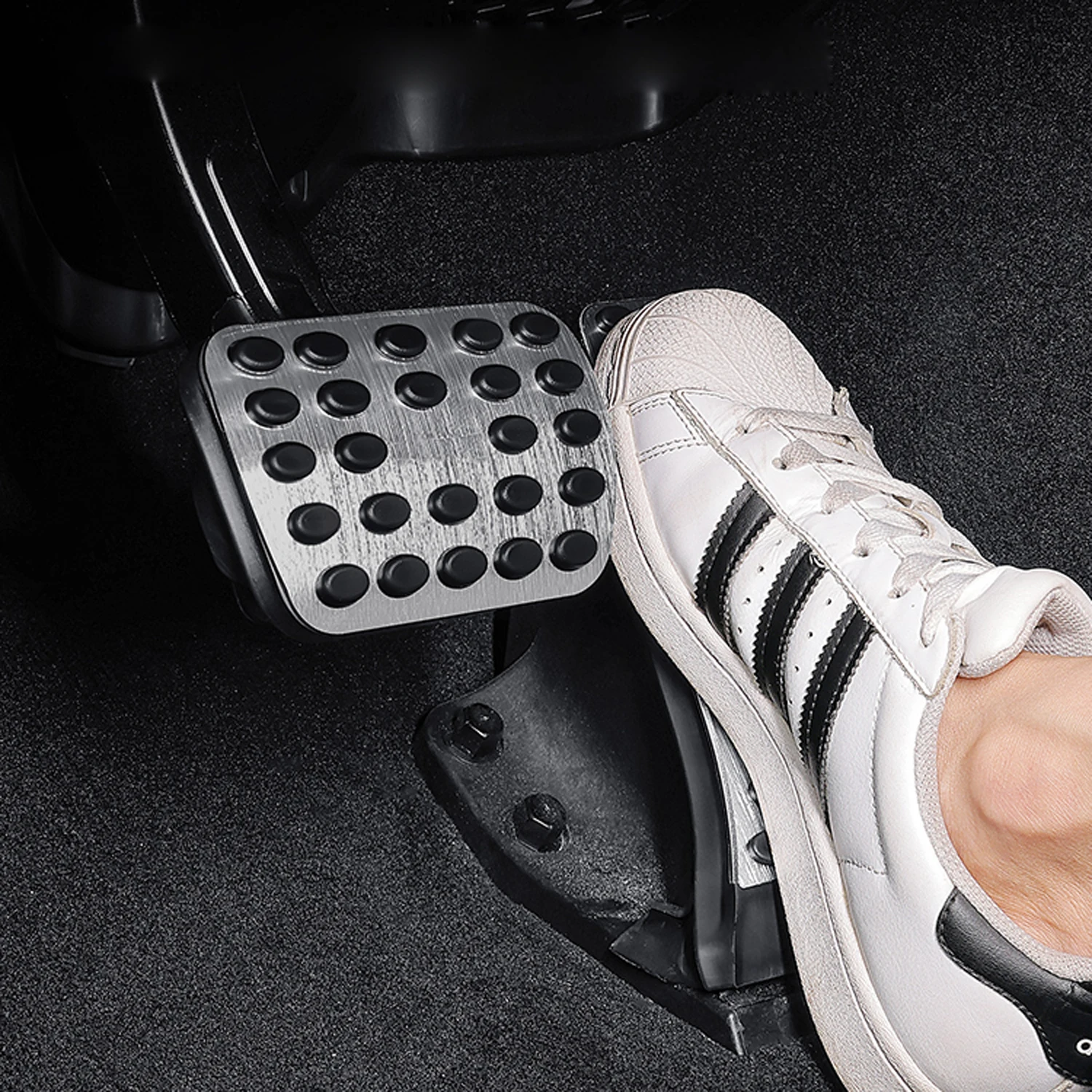 Car Accessories Aluminum Alloy Brake Gas Pedal Pads Cover 2pcs For Mercedes Benz E Class W214 S214