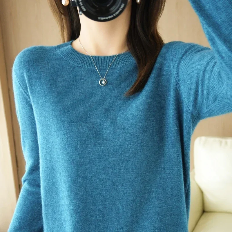 Women Autumn Elegant O-Neck Knitted Wool Sweater main image 0