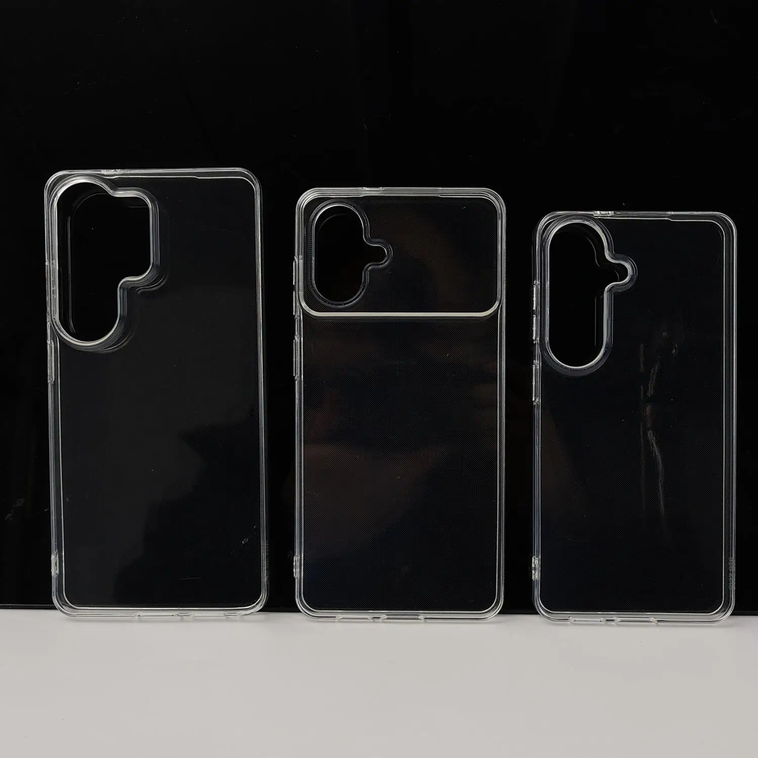 Transparent Anti-Yellowing Shockproof Phone Case with Protective Bumper