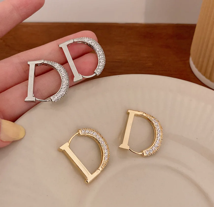 2022 new trend Copper zircon letter D Rhinestone simple design Earrings for women Fashion Jewelry