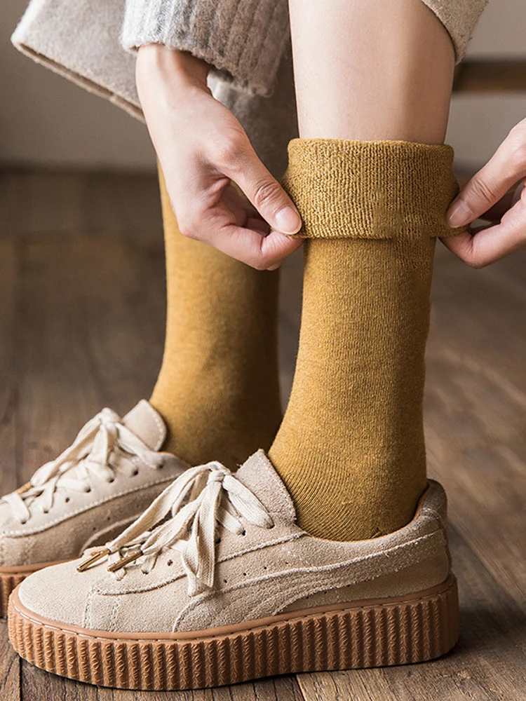 

2023 New Thermal Socks Women Winter Thicken Velvet Warm Wool Cashmere Snow Soft Boots Floor Sleeping Long Pure Color 1Pairs