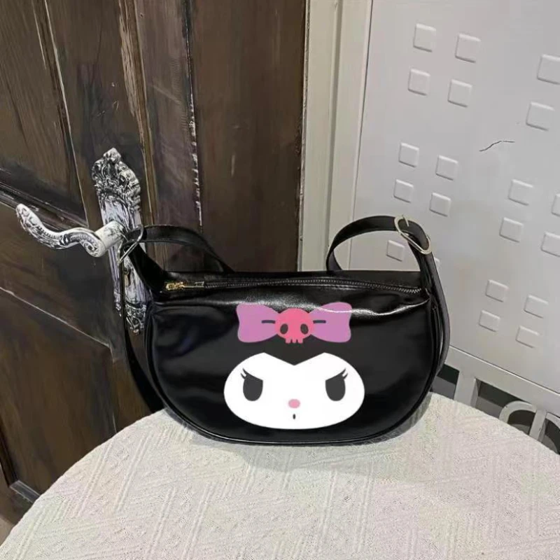 

2023 New kawaii sanrio kuromi Cinnamoroll with shoulder Advanced sense commuter large capacity pink dumpling bag for women girls