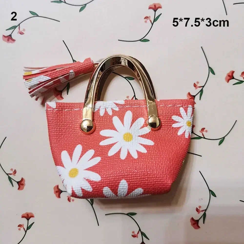 Chic Fashion Accessory Set for Dolls: Trendy Bags & Outfits