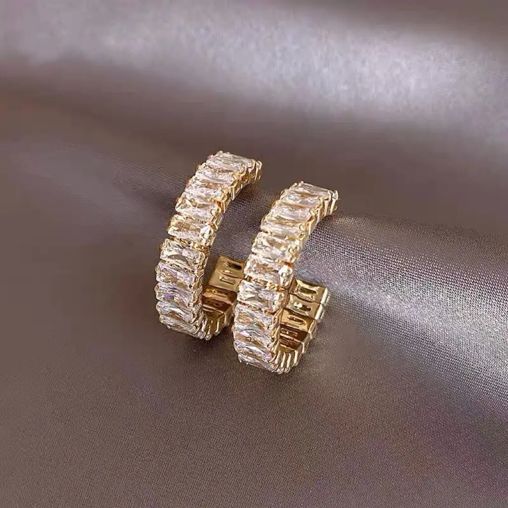 

Full Zircon C-shaped Earrings for Women Ins Temperament Earrings Personality Trendy Simple Earrings Charm Jewelry Accessories