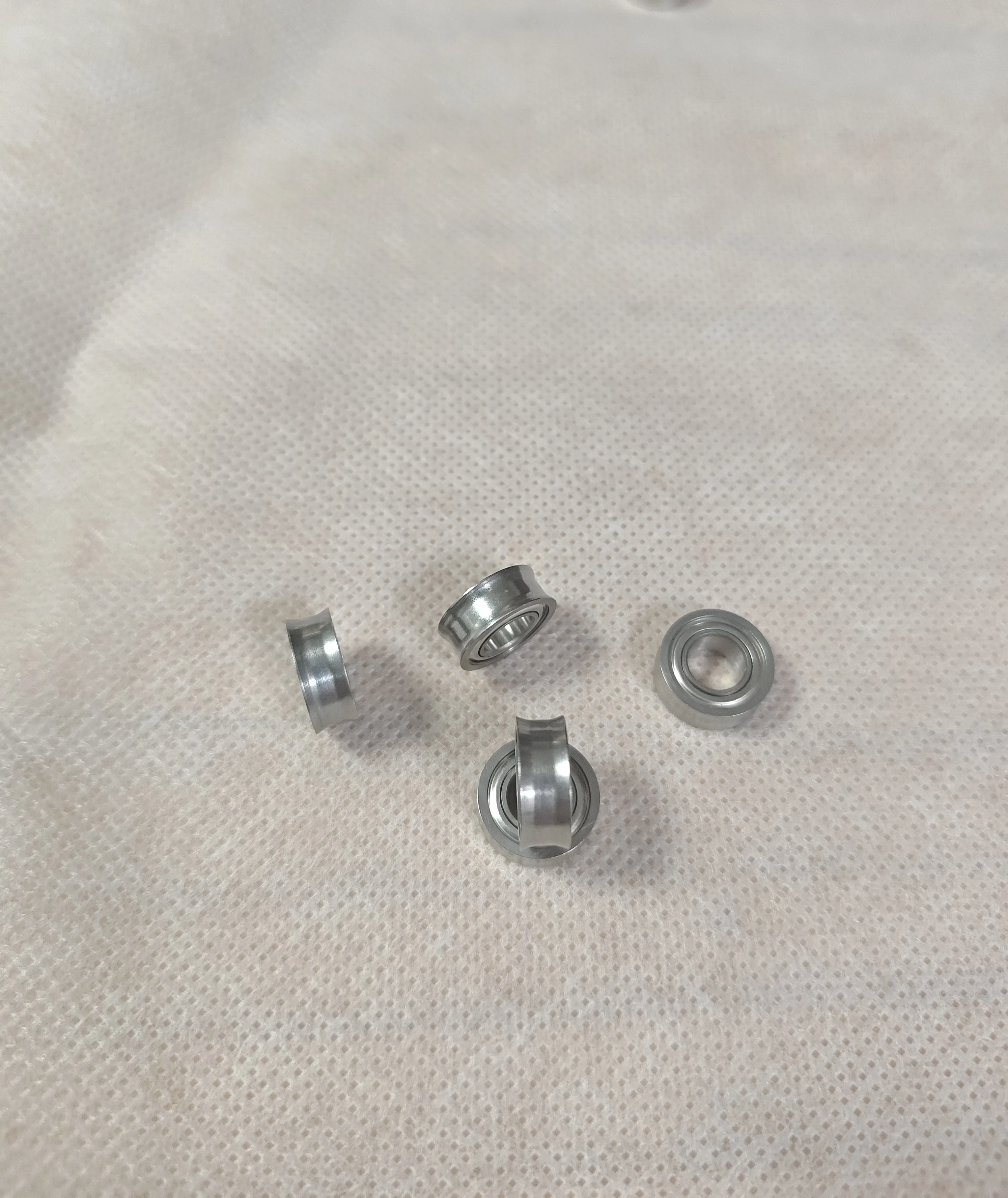 YOYO Bearing SMR105ZZ 5*10*4mm Small Center Track Size Stainless Steel Yoyo Kugellager Cupboard Roller Ball Race