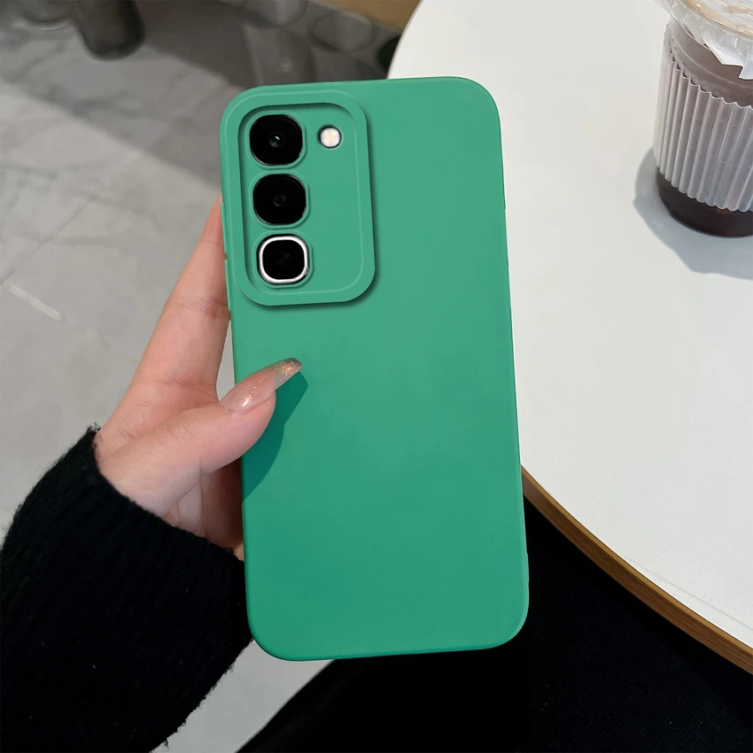 Plain Color Soft Silicone Lightweight Anti-Drop Durable Phone Case with Camera Protection