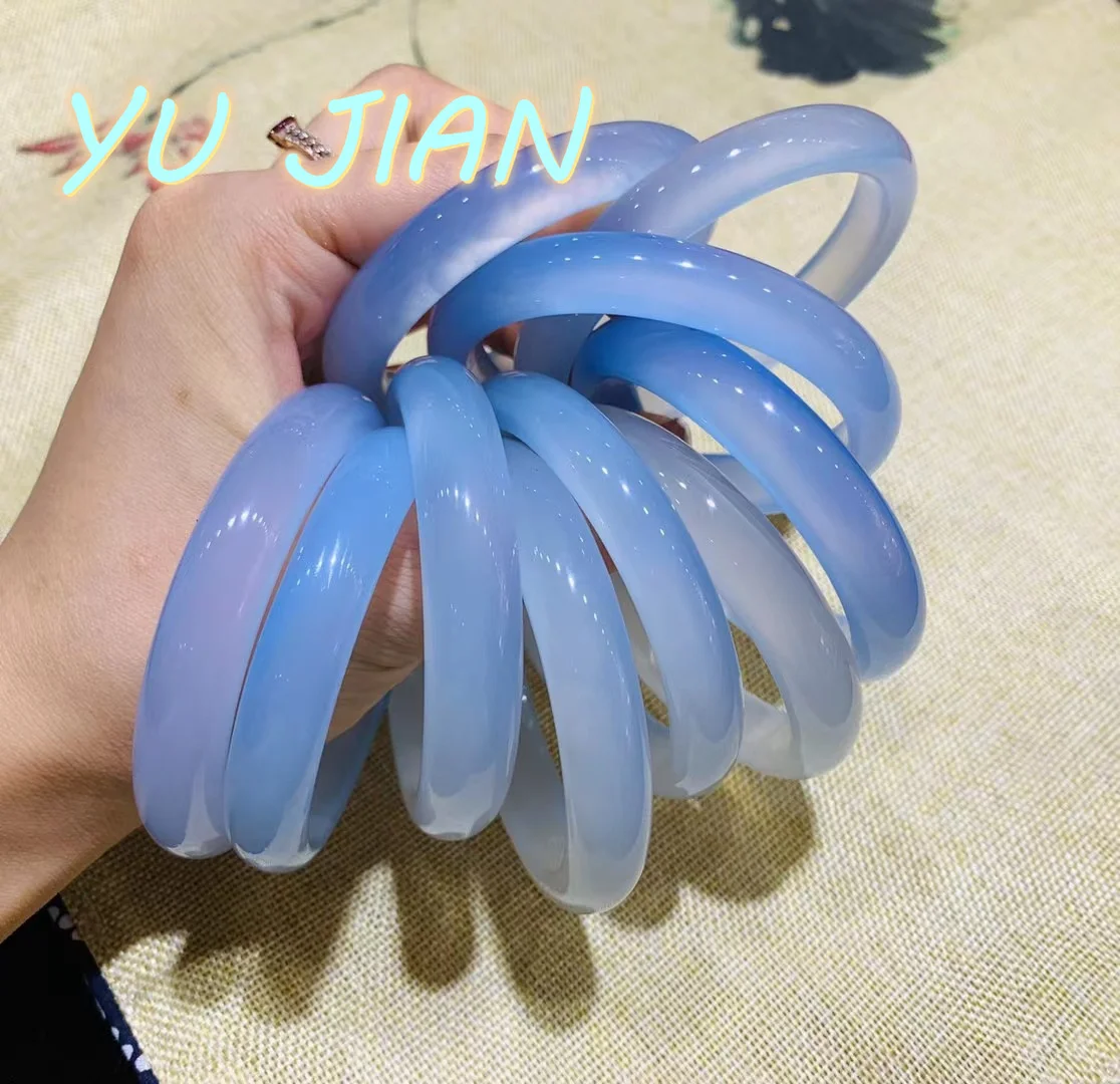 Natural High Ice Sky Blue Chalcedony Bracelet Round Flat Strip Women's Fashion Exquisite Agate Bangle Classic Perfect