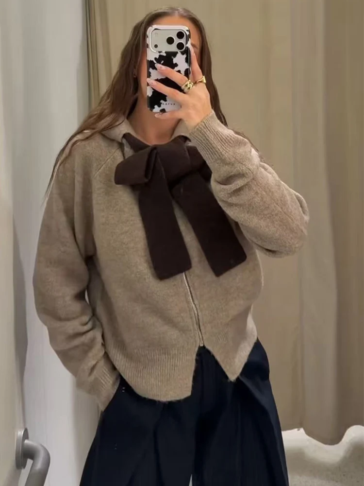 Winter Fashion Women Zipper Hooded Knitted Cardigan Solid Long Sleeved Sweater Chic Bow Decoration Sweet Ladies Knitwear New