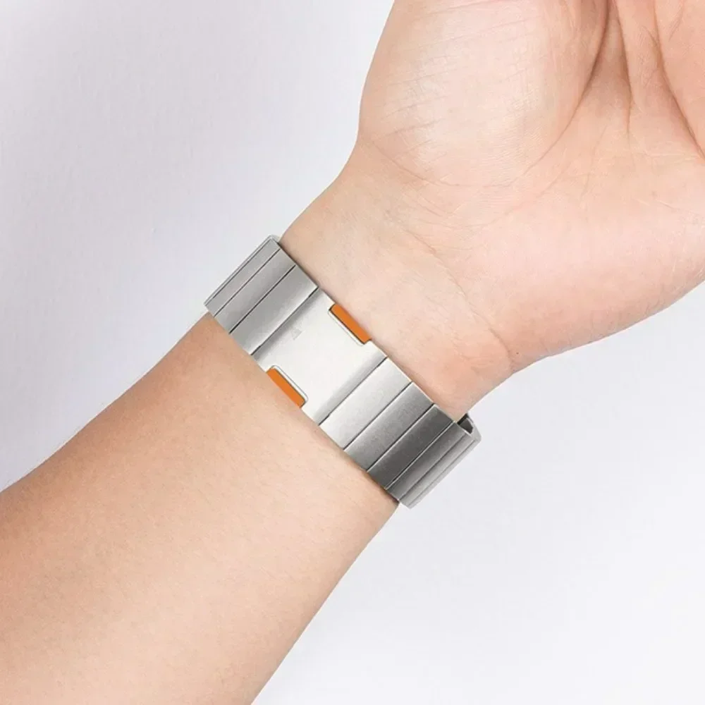 Magnetic Quick-Release Metal Strap
