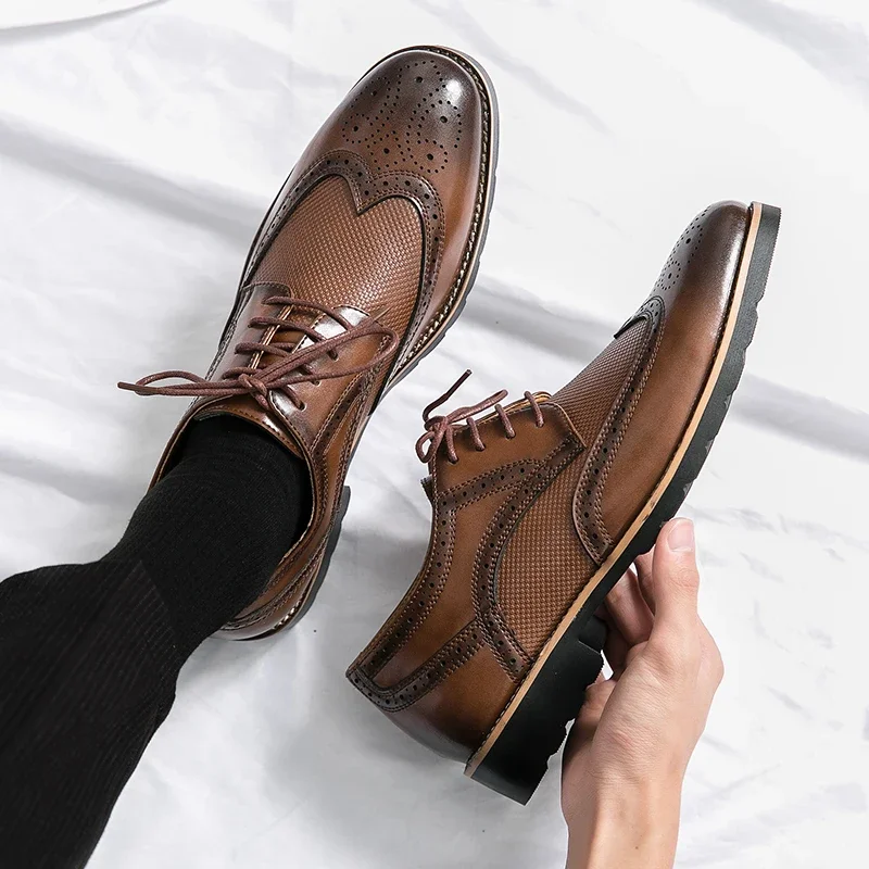 

British Style Mens Oxford Dress Shoes Brogue Sneakers Wingtip Lace-up Business Wedding Casual Social Elegant Leather Thick Soled