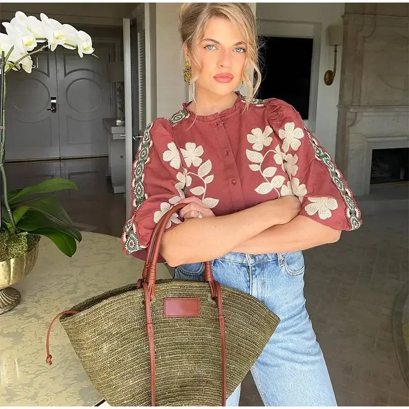 Women Shirt Vintage Elegant Embroidery Women's Blouse Fashion O-Neck Puffed Sleeve Shirt 2024 Spring Lady Party Chic Blouse