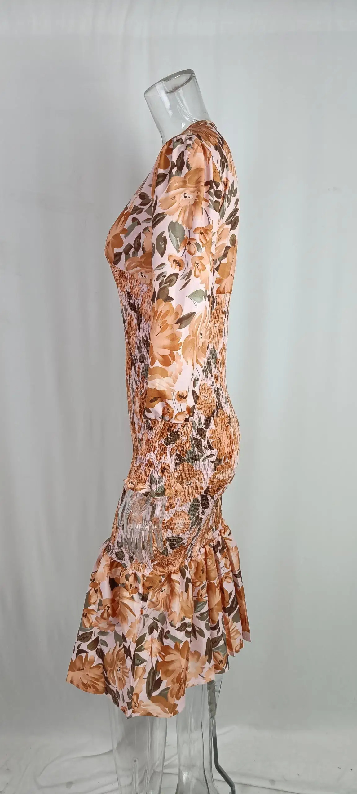 Elegant Mermaid Deep V-Neck Evening Dresses main image 1
