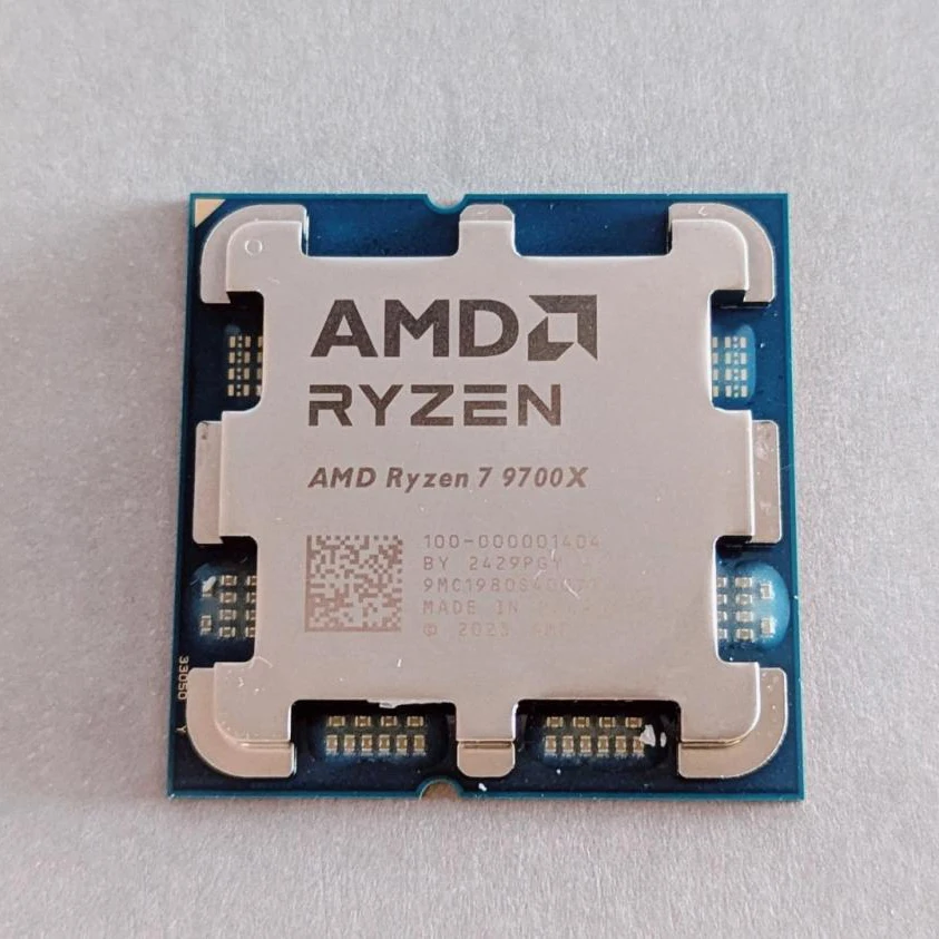 AMD Ryzen 7 9700X R7 AM5 Desktop CPU Gaming Processor 8