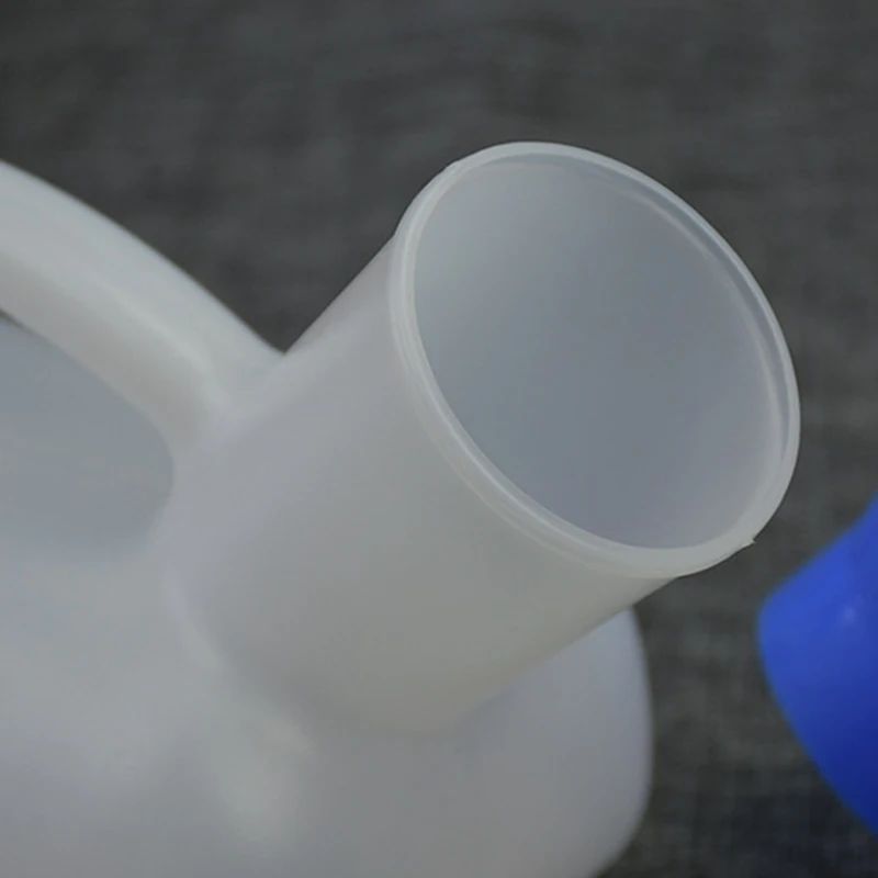 Male Urinal Car Portable Urinal Mobile Plastic Toilet Aid Bottle Hospital Care For Men Women Car Travel Camping Hiking Journey Suppllies