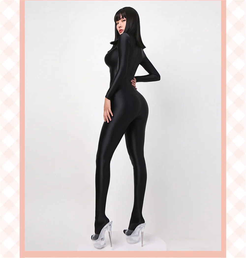 Кэти Топурияның жалаңаш суреттері