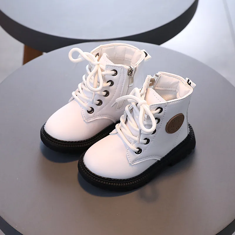 Рисунок 3 - Детские ботинки из мягкой кожи