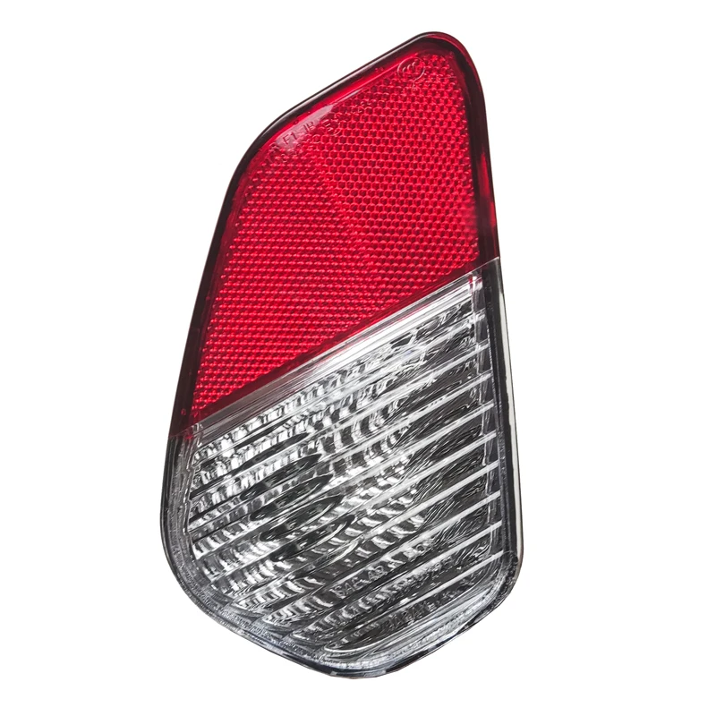 A PIECE YI LAN FOR Mitsubishi Outlander 2016-2018 Rear Bumper Fog