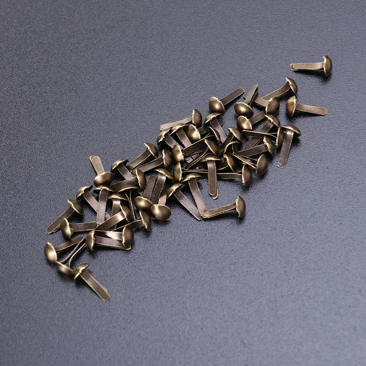 Round Iron Metal Brad Studs Spikes Scrapbooking Embellishment Fastener Brads Crafts Pushpin Decoration 4.5x8mm Stamping 100pcs