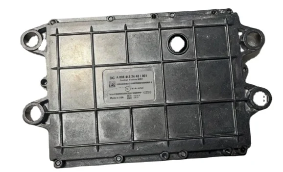 

Недавно прибыл новый блок управления двигателем ECU ECM 904,908-00-032675 A0404460140 для mercedes benz Actros Atego