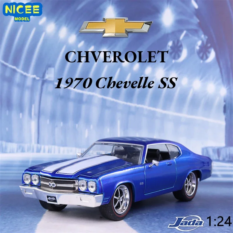 

1:24 1970 Chevy Chevelle SS High Simulation Diecast Car Metal Alloy Model Car Chevrolet Toys For Children Gift Collection J93