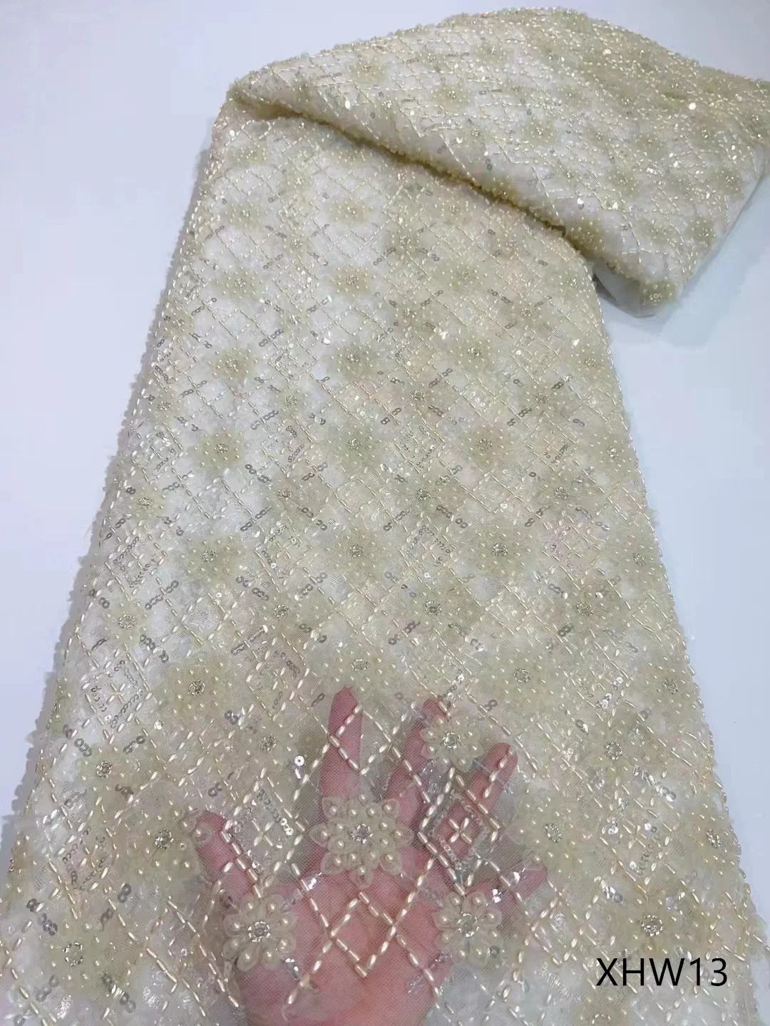 

Exquisite floral sequins embroidered fabric, pearl tube embroidered wedding dress embroidered fabric, embroidered lace fabric